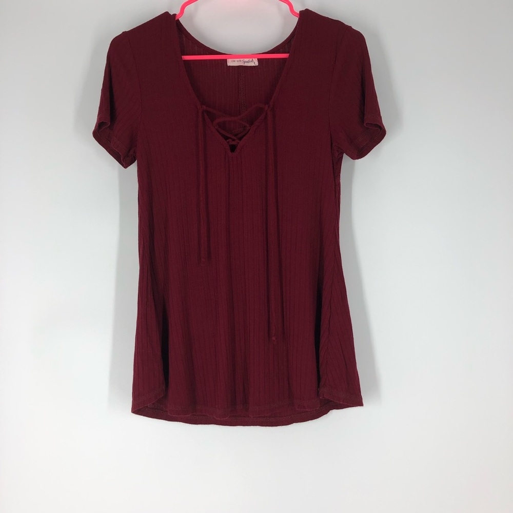 Ribbed V-neck Tee
